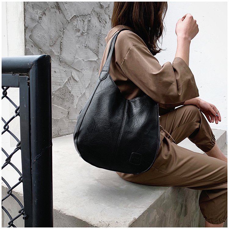 Le Chic de Rue - Sac à main bandoulière femme synthétique souple fermeture éclair poche téléphone – Image 13