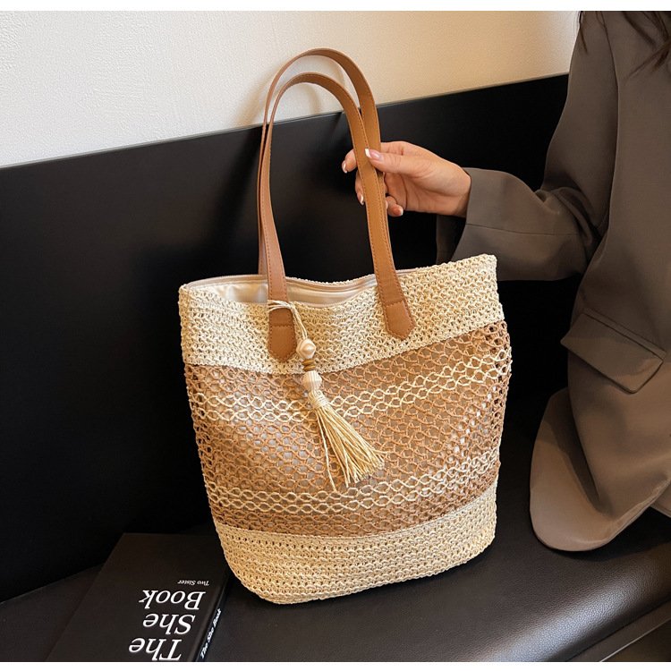 L'Éclat Estival - Sac Cabas Paille Tressée Femme Pompon – Image 5