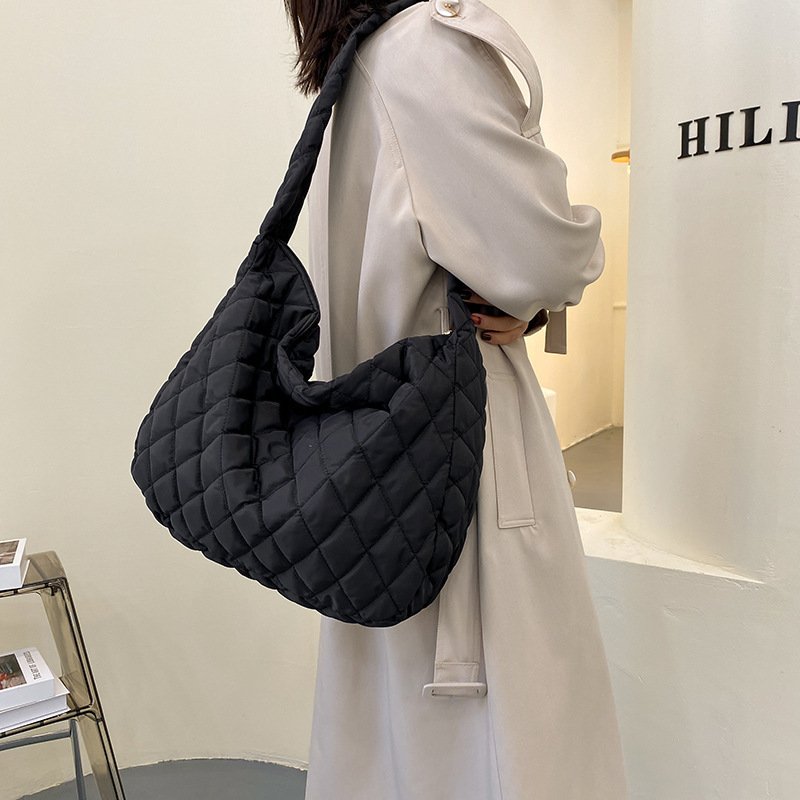 Le Cocon Hivernal - Sac fourre-tout femme nylon bandoulière grande capacité – Image 4