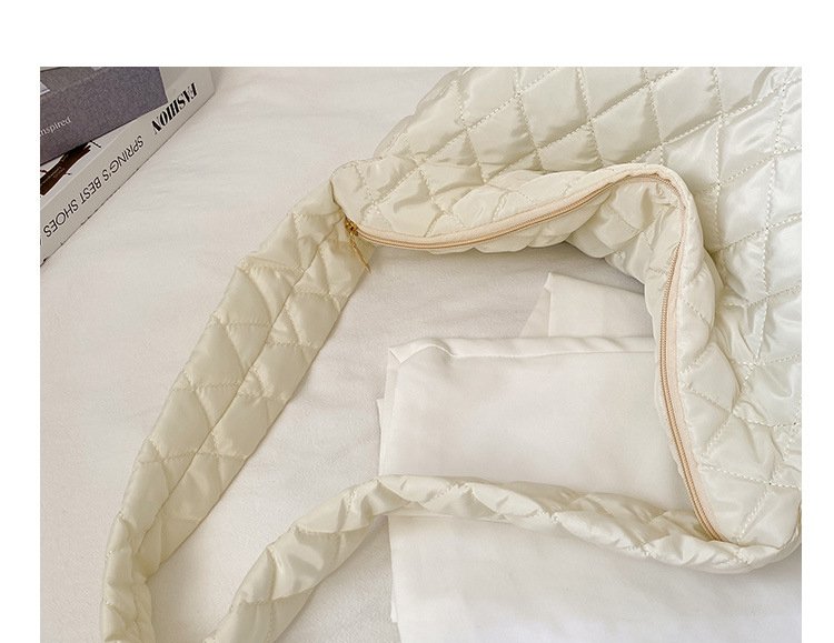 Le Cocon Hivernal - Sac fourre-tout femme nylon bandoulière grande capacité – Image 10