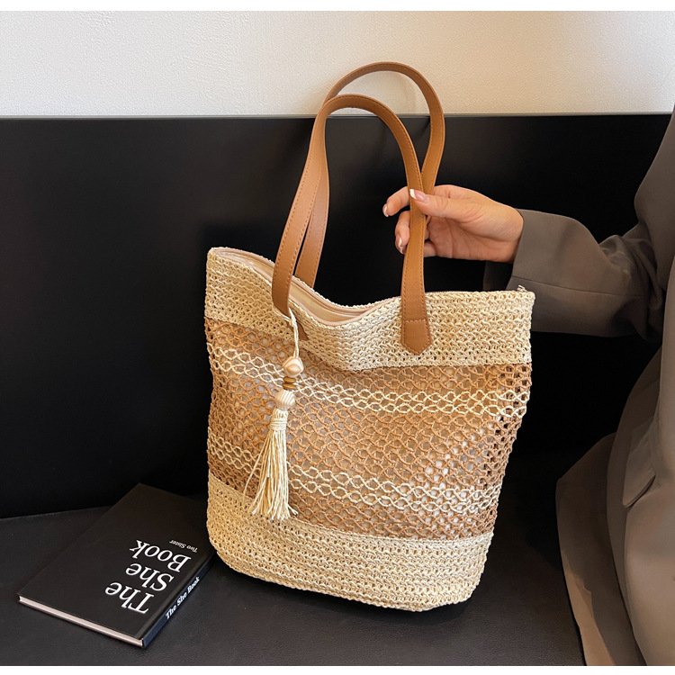 L'Éclat Estival - Sac Cabas Paille Tressée Femme Pompon – Image 4