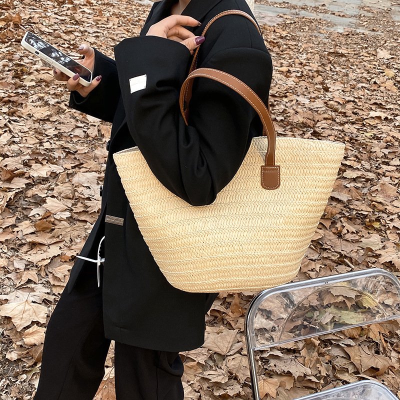 L'Ondulation Estivale - Sac à main femme en paille tressée – Image 6