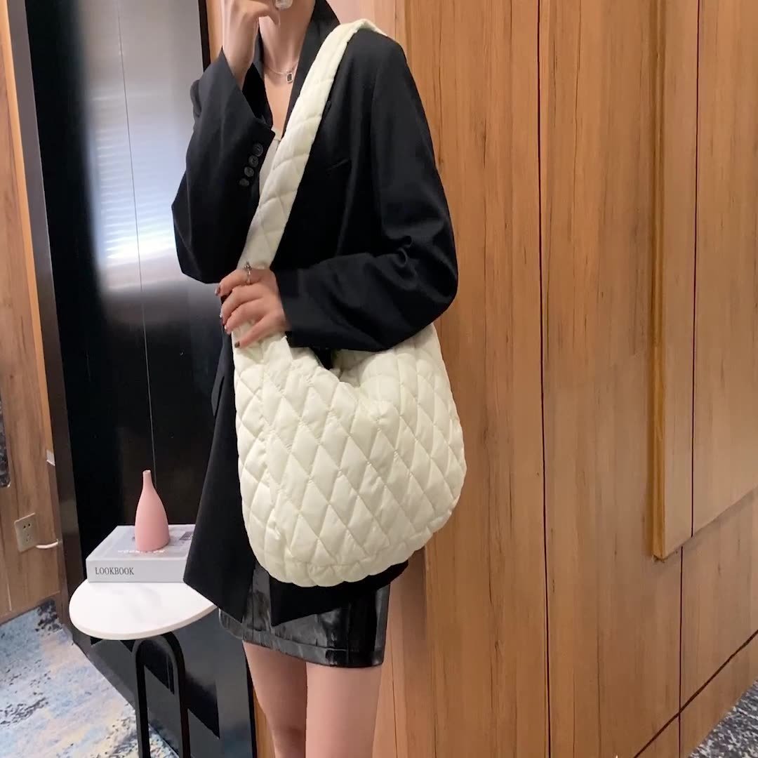 Le Cocon Hivernal - Sac fourre-tout femme nylon bandoulière grande capacité – Image 6